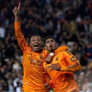 百家乐-10人皇马翻盘！还是那个贝林，还是那个维尼修斯……